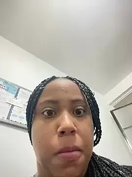 rebeka_kenye on StripChat 