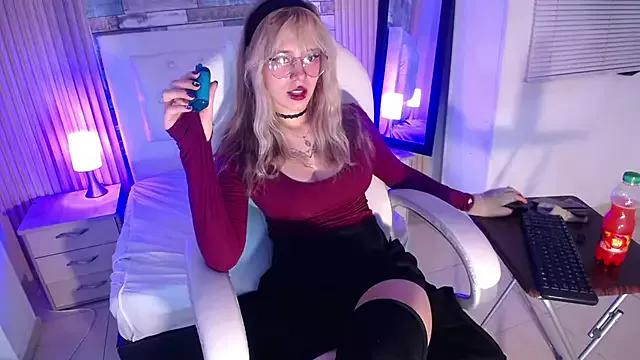 rihonna_hs8 on StripChat