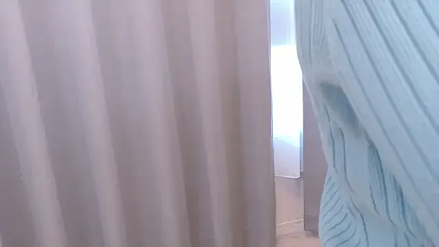 Risa_06 on StripChat