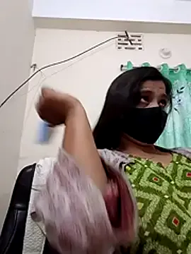 Ritusri_Dotta on StripChat