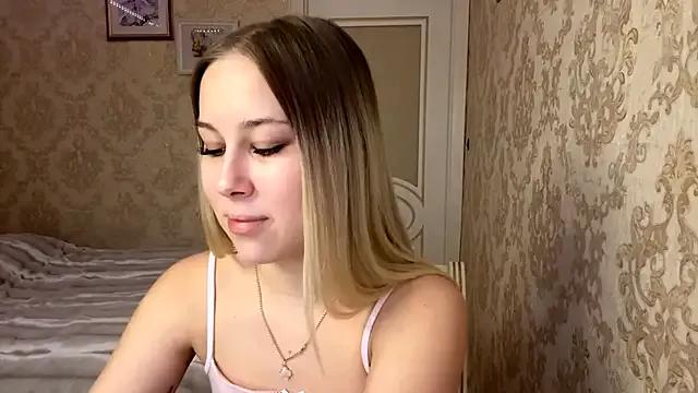Rose_Lachrymose from StripChat