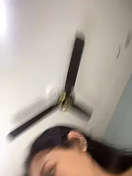 Rose_monroee — fingers in pussy close up