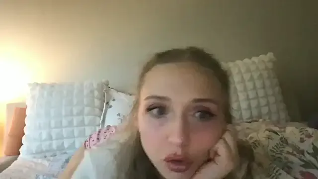 rose_puzzy69 — get my top off <3