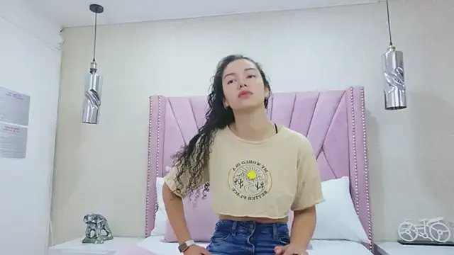 RoxanaAngel — Flash boobs 