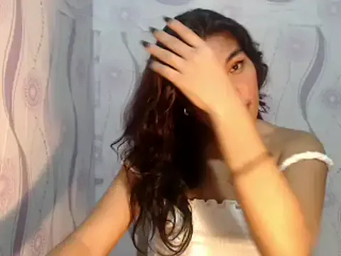 Royalty_marcela6969