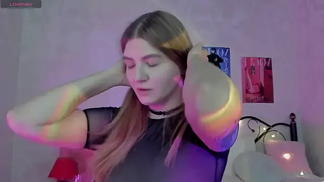 Ruby_Al1en on StripChat