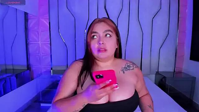 samantasm on StripChat 