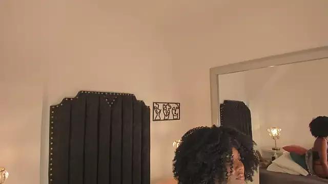 SamanthaBrown69 on StripChat 