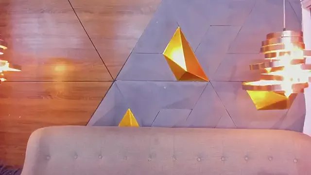 sarah_banks1 on StripChat 