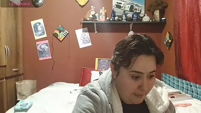 Sasharosee2 on StripChat 