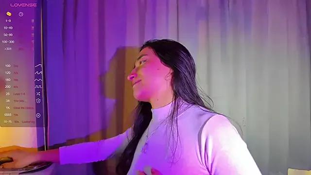 sereia_7777 on StripChat