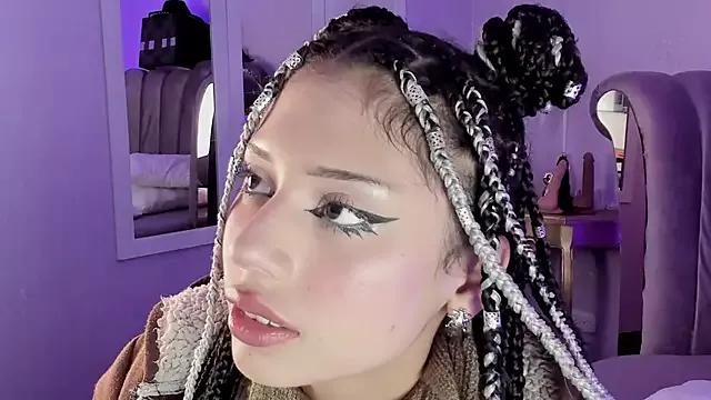 Seren_Bleck on StripChat