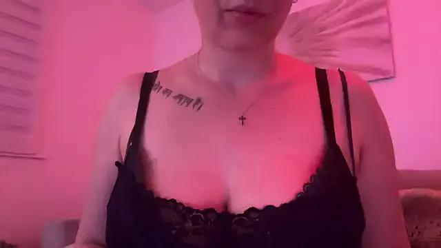 Serena_4you on StripChat