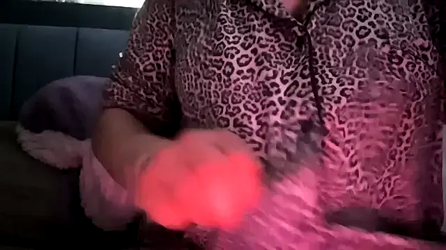 SEXY-ZENA — Titty wank and burps