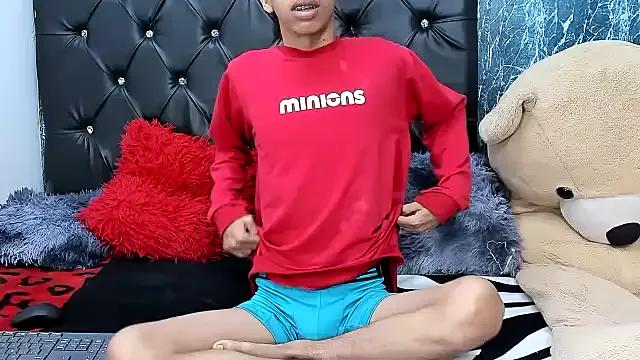 sexyboys_cutex18 from StripChat