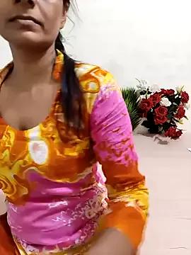 Freechat Shalu_G on StripChat