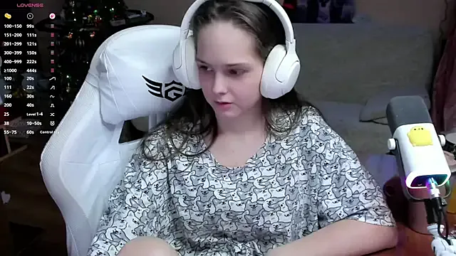 SharybbFace on StripChat