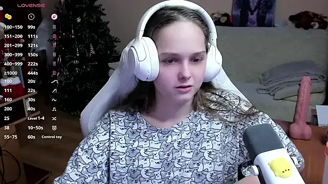 SharybbFace on StripChat