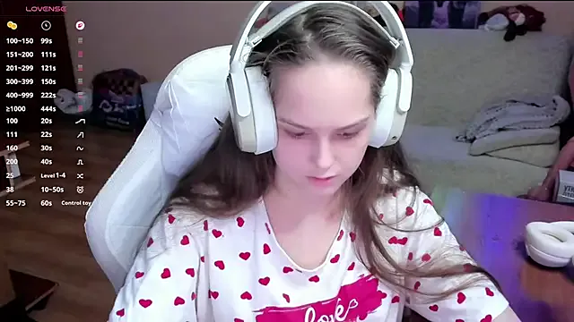 SharybbFace on StripChat