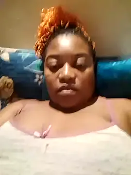 ShavePussyFatAss on StripChat