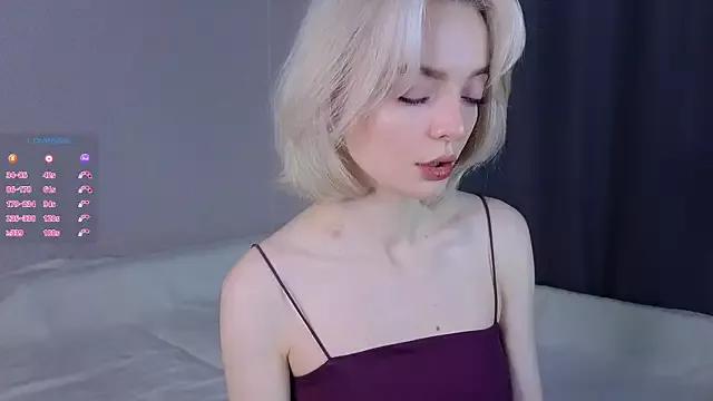 ShizukaBlanche from StripChat