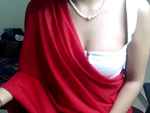 Shy_nivi on StripChat