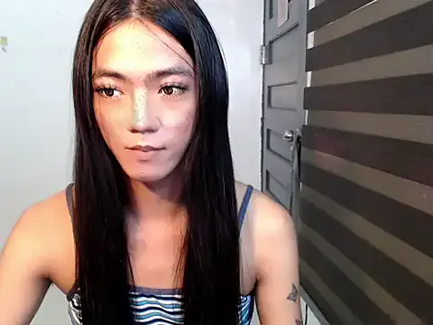slimladyxoxo — HIT MY GOAL AND I CUM IN PUBLIC <3