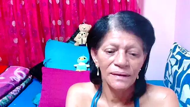 Freechat SLUTTYROXY on StripChat