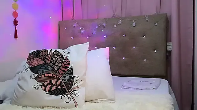 sofia8428 on StripChat