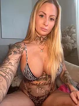 Cute Sophi_Spice wants you to fuck their body now Sophi_Spice from StripChat