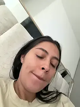 Sophie__Foxxx — Cute Squirt for you
