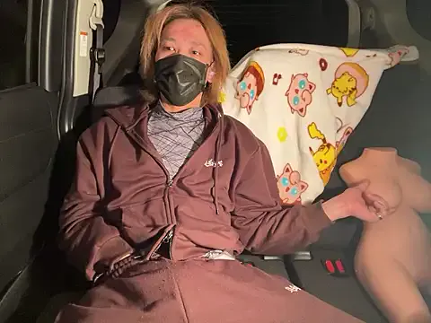 SPOTSCAMEL — Freechat on StripChat