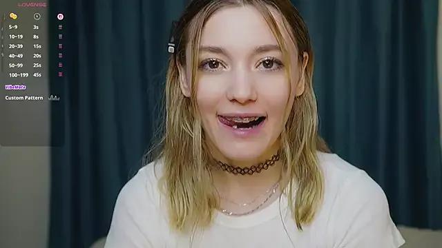 StarryMary from StripChat