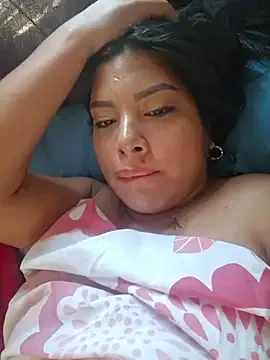 steisy325 on StripChat