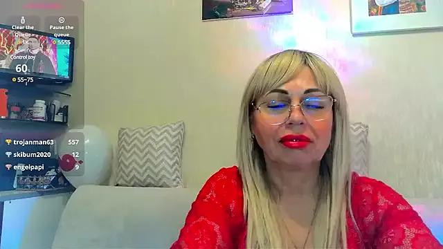 SusieNoreen on StripChat 