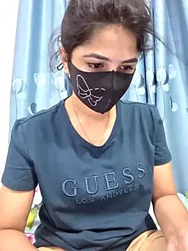 Discover hot performer Suvosri Suvosri from StripChat