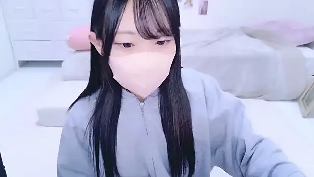 Suzu_ch_xx on StripChat 