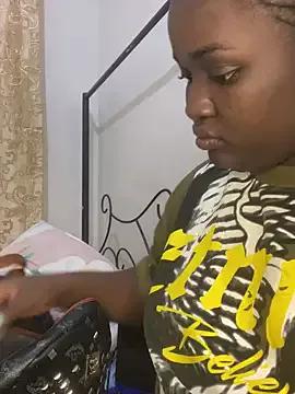 Freechat sweet18creamybigpussy on StripChat