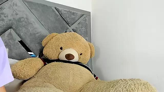 Sweet_Salome1 on StripChat