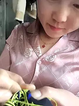 Sweetlove_77 on StripChat 