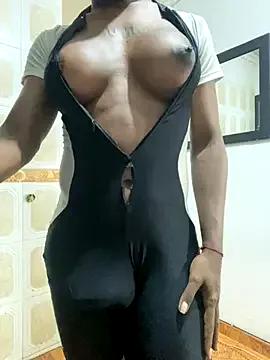 sweetsarabig22cm from StripChat