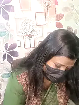 TAMIL-MILF- — Full Nude + Pussy