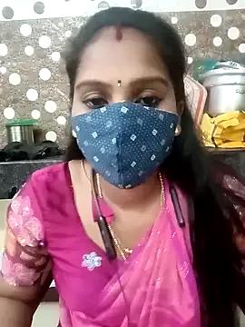 Tamil_roja17 from StripChat