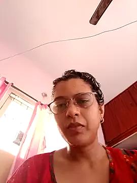 thanusi_2 from StripChat