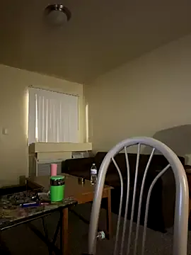 thefreakscomeoutatnight on StripChat