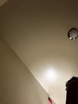 thefreakscomeoutatnight on StripChat