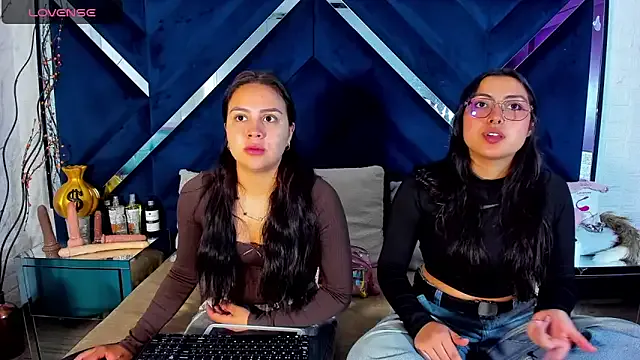 TheGirlsShow — Freechat on StripChat