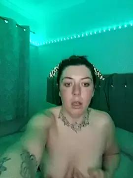 thenaughtybunnyx on StripChat 