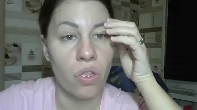 TherestlessKitty on StripChat