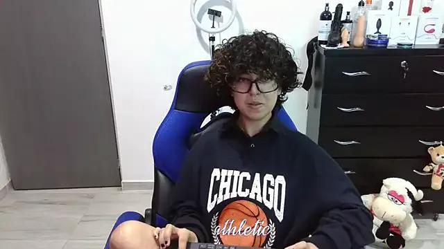 Check out 23 years old thomascooper7 from StripChat thomascooper7 from StripChat